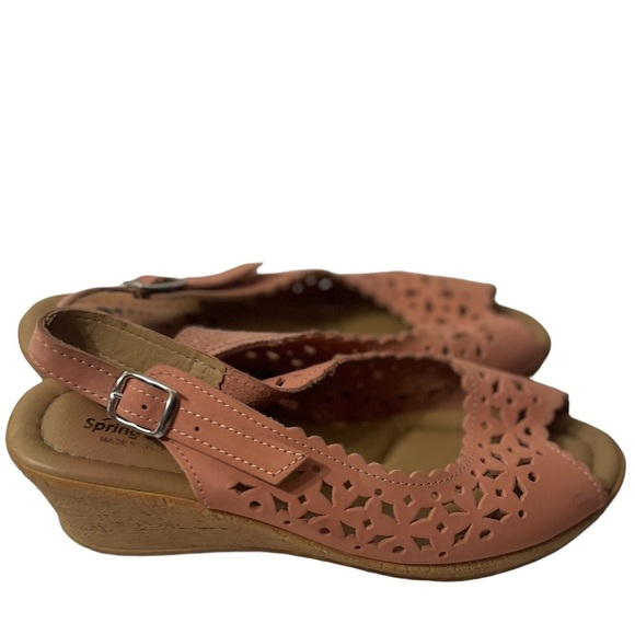 Spring Step Cutout Peep Toe Wedge Size 39 - Picture 3 of 6